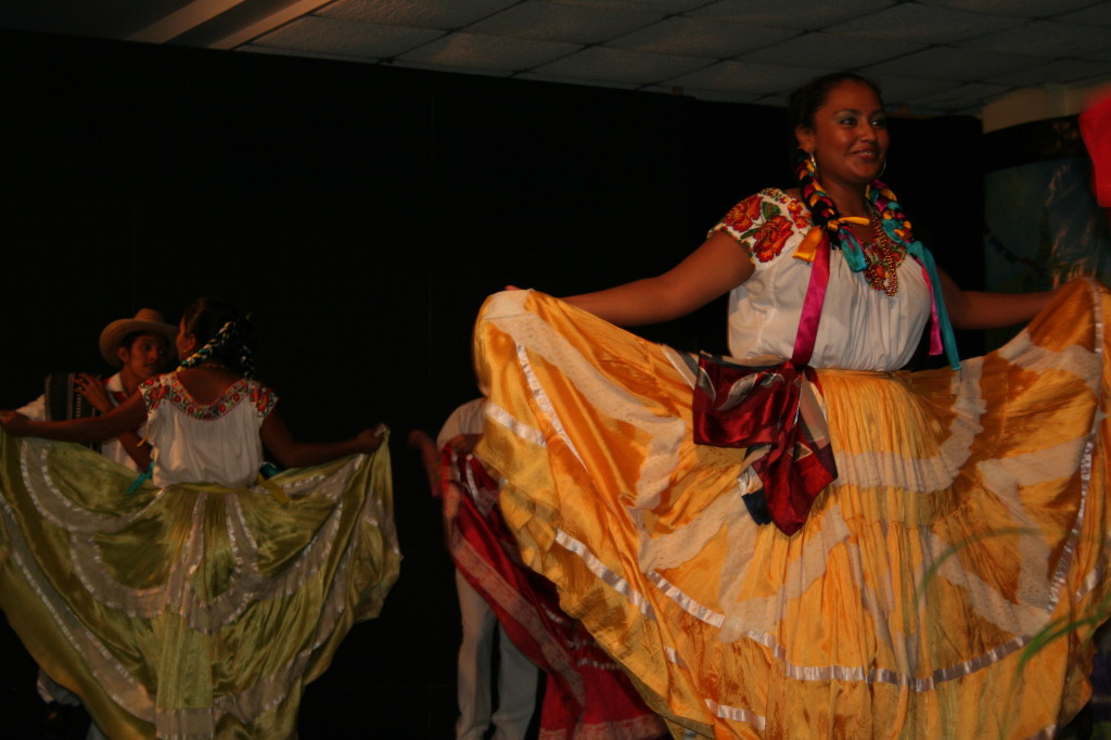 Yellow_capture_the_colour_2013