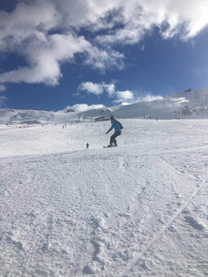 snowboarding_canazei_dolomites_italy