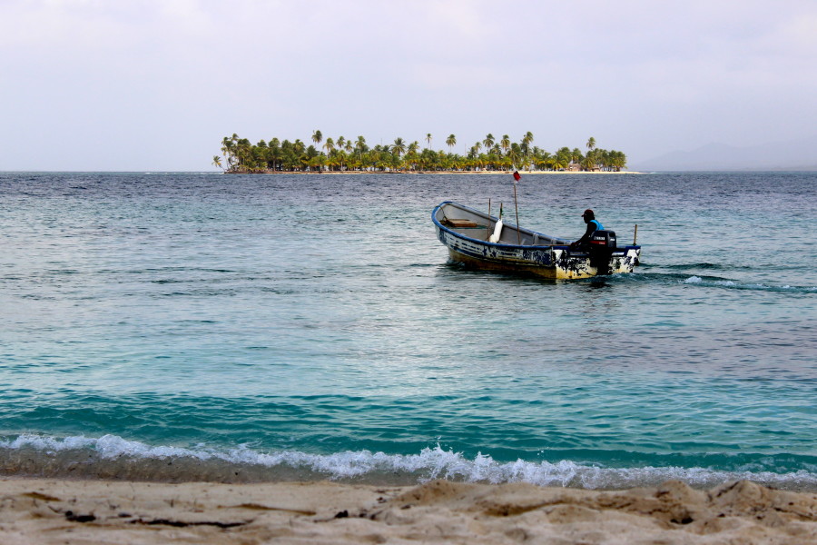 San-blas-panama_travel-backpacking-centralamerica-beaches