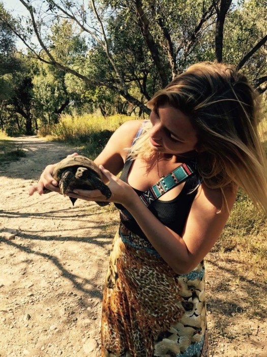 Ancient-Agora-athens-temple-that-wanderlust-travel-nomads-diving