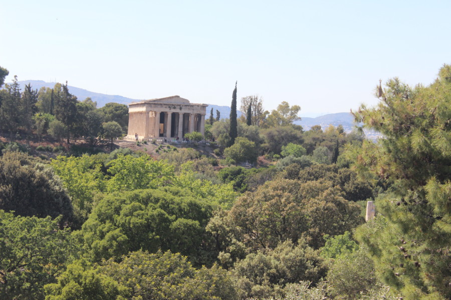 Ancient-Agora-athens-temple-that-wanderlust-travel-nomads-diving