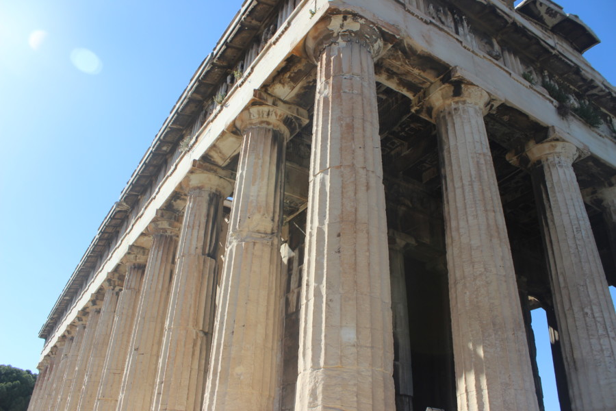 Ancient-Agora-athens-temple-that-wanderlust-travel-nomads-diving