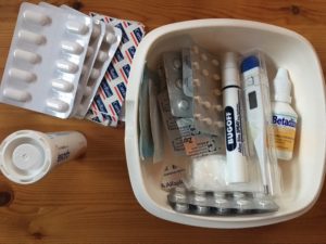 travelfirstaidkit-firstaid-renate-rigters-travel-thatwanderlust